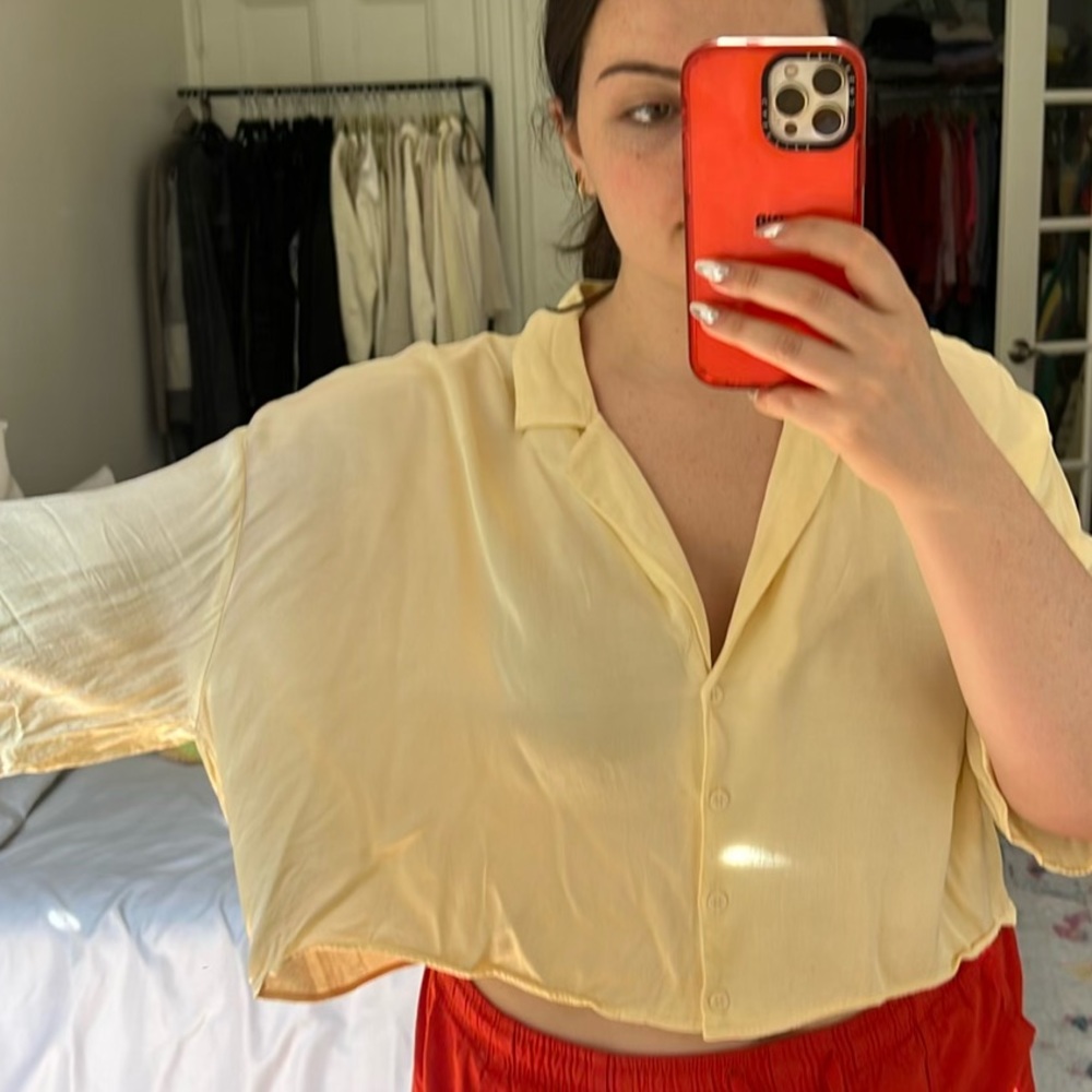 Zara Satin Crop Button Down - Picture 2 of 2